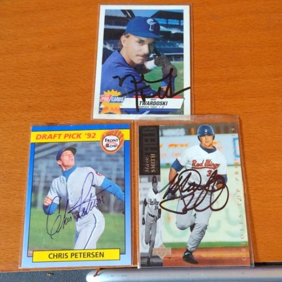 Autographed Rookie BB CARDS - Picture 1 of 4